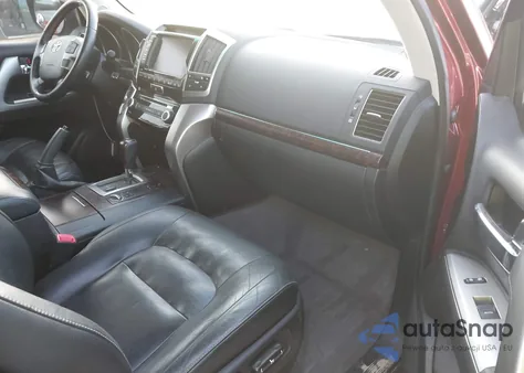 2014 Toyota Land Cruiser V8 из США, поврежденный, VIN JTMHY7AJ0E4022155